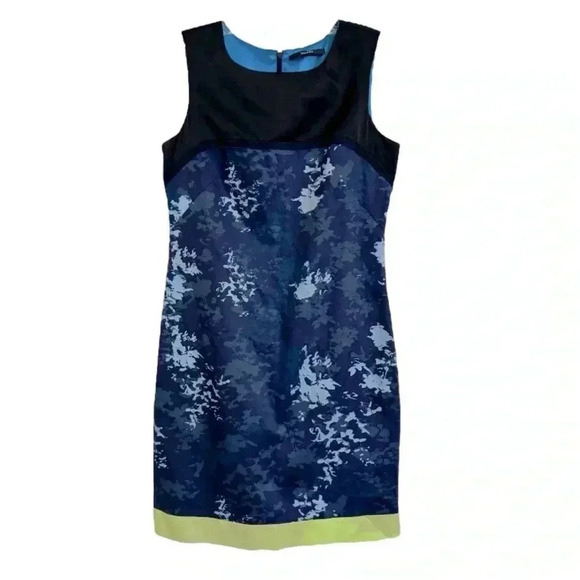 TAHARRI SZ 6 Sleeveless Dress Navy Blue with Floral Pattern and Contrasting Hem - Picture 3 of 6